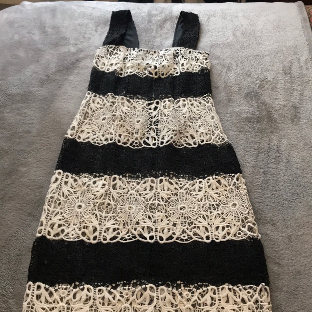 Nasty Gal black & white dress size XS